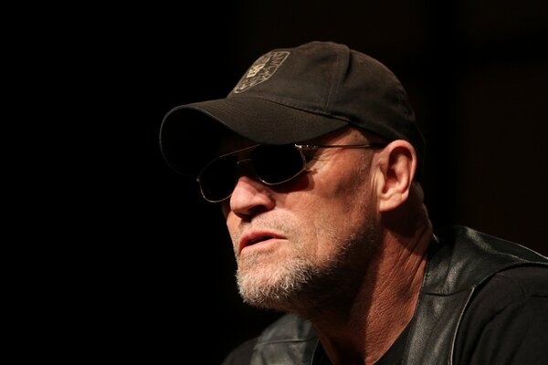 Michael Rooker s clothing style