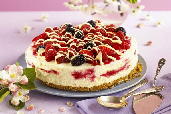 Delicious and tender raspberry cake