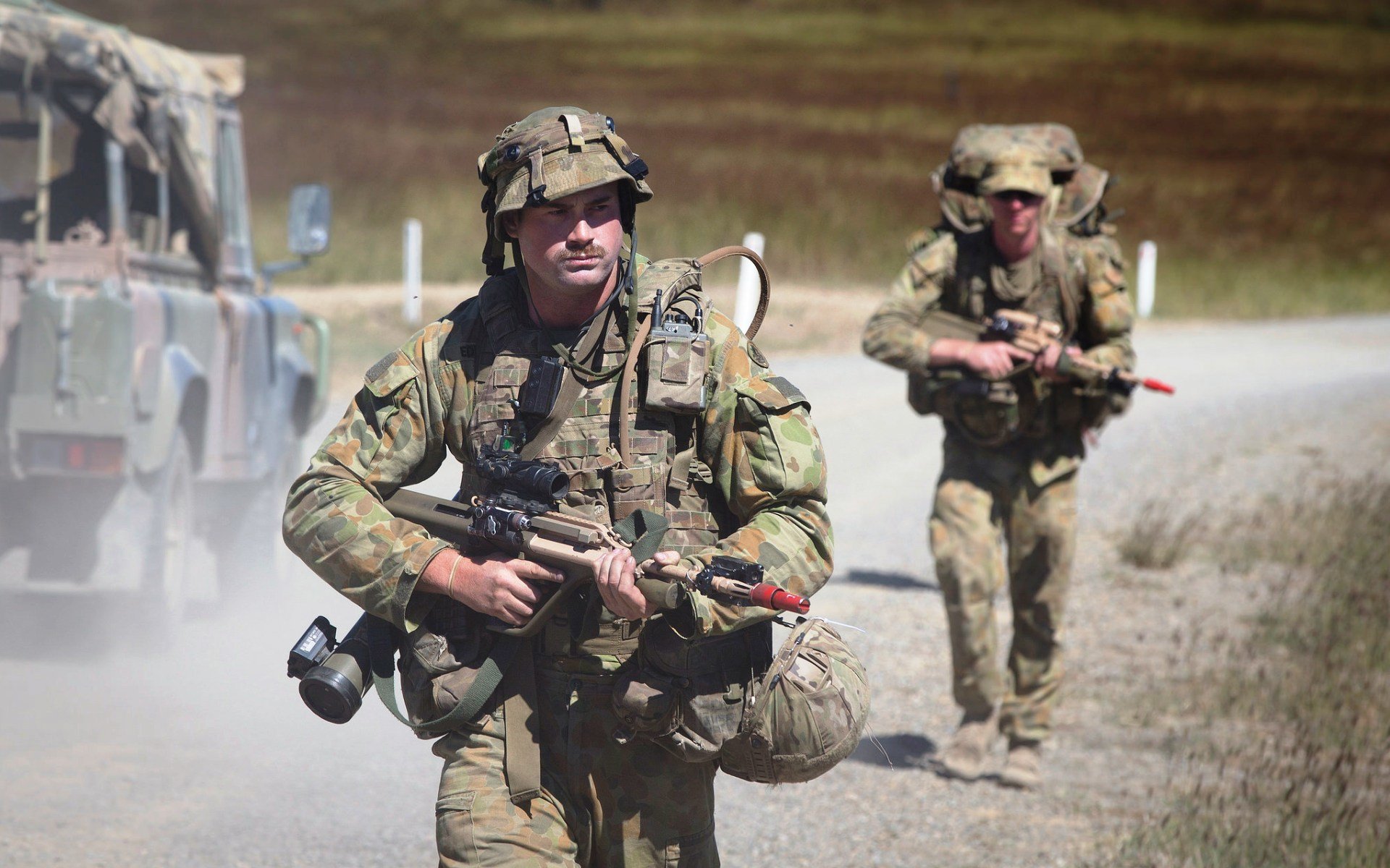 soldaten australische armee waffen