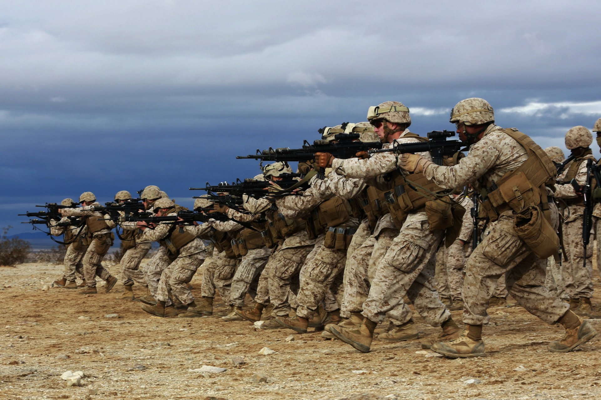 soldats armes armée