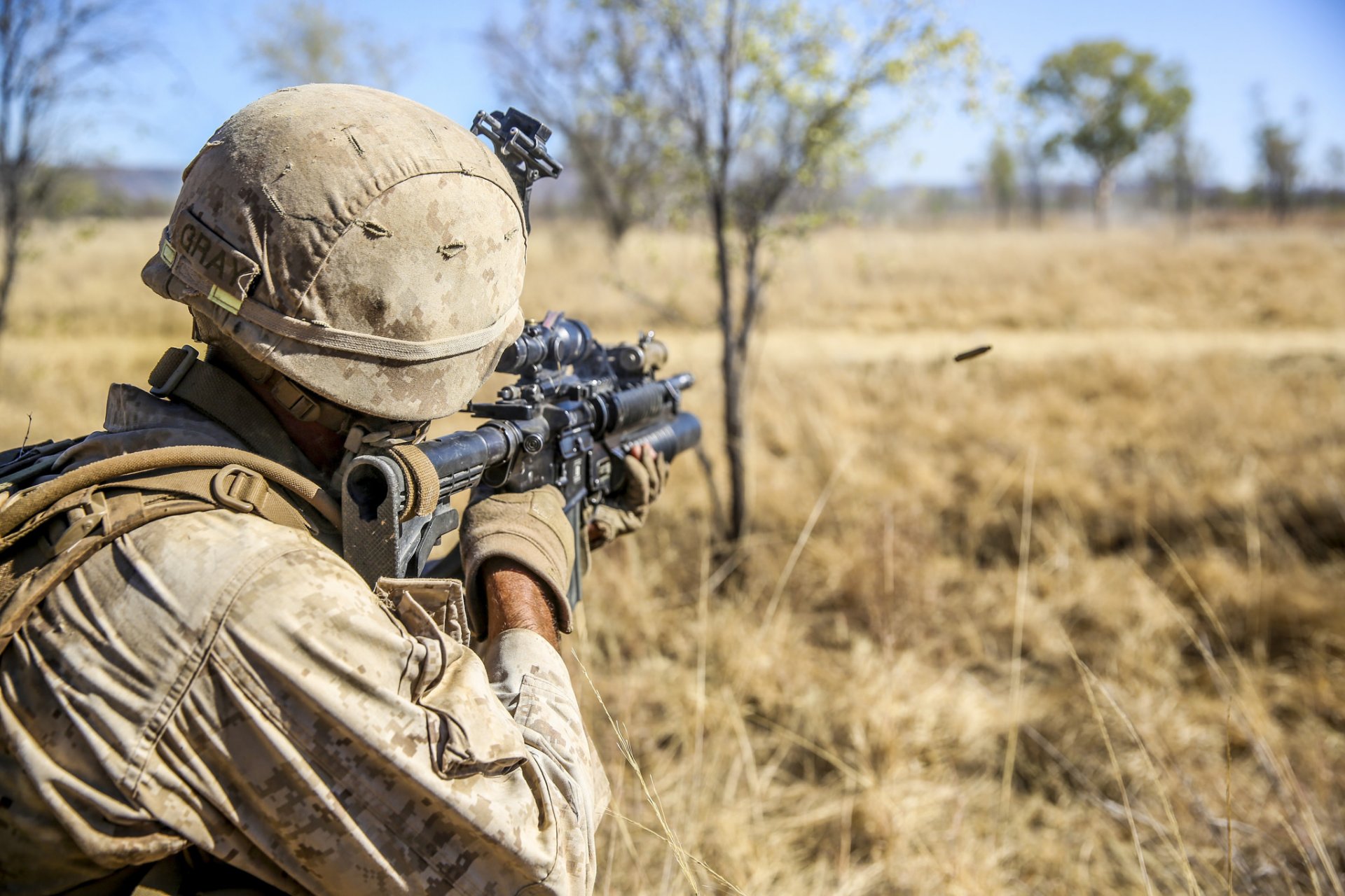 cuerpo de marines de los estados unidos m16a4 soldado