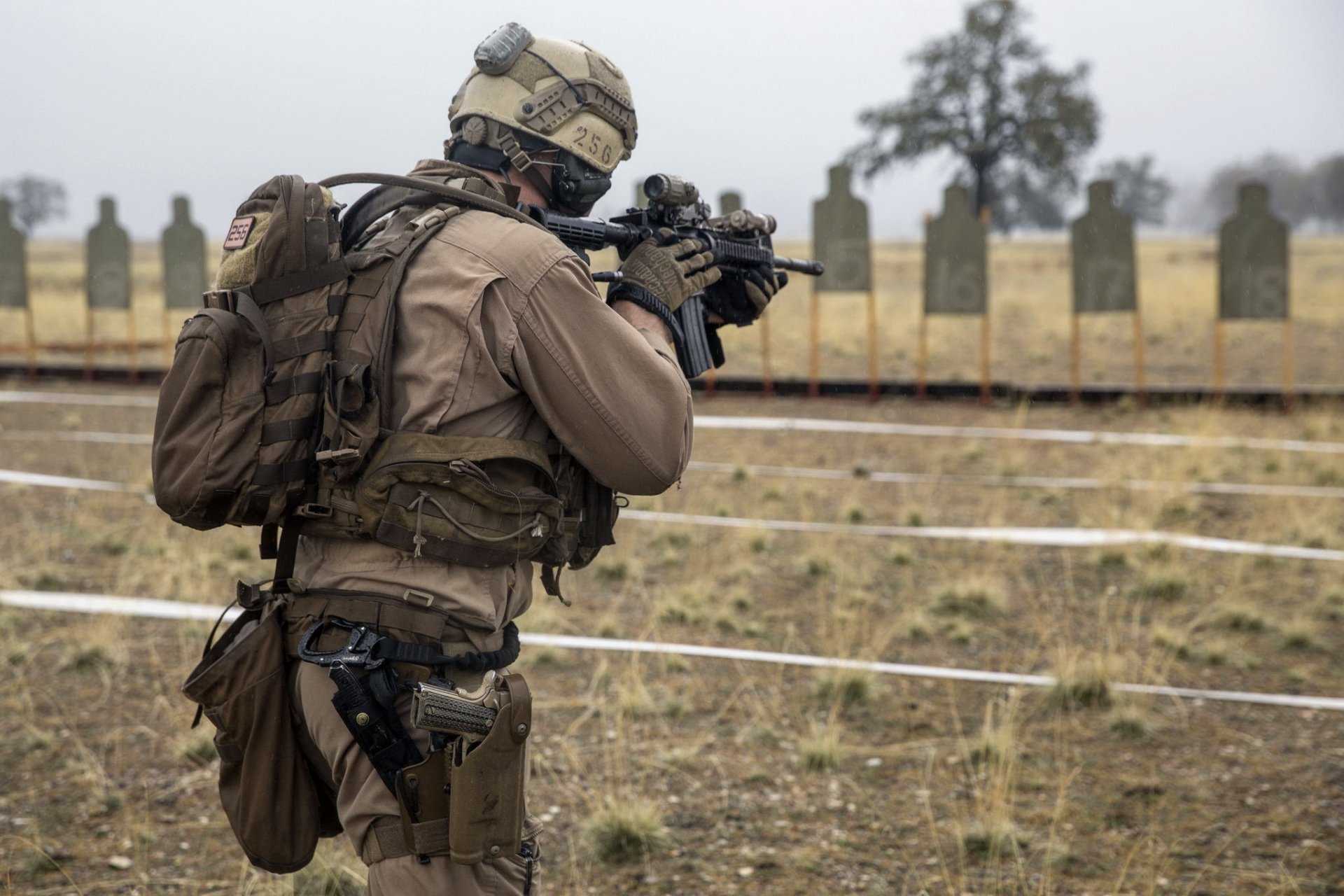 soldat armée arme entraînement