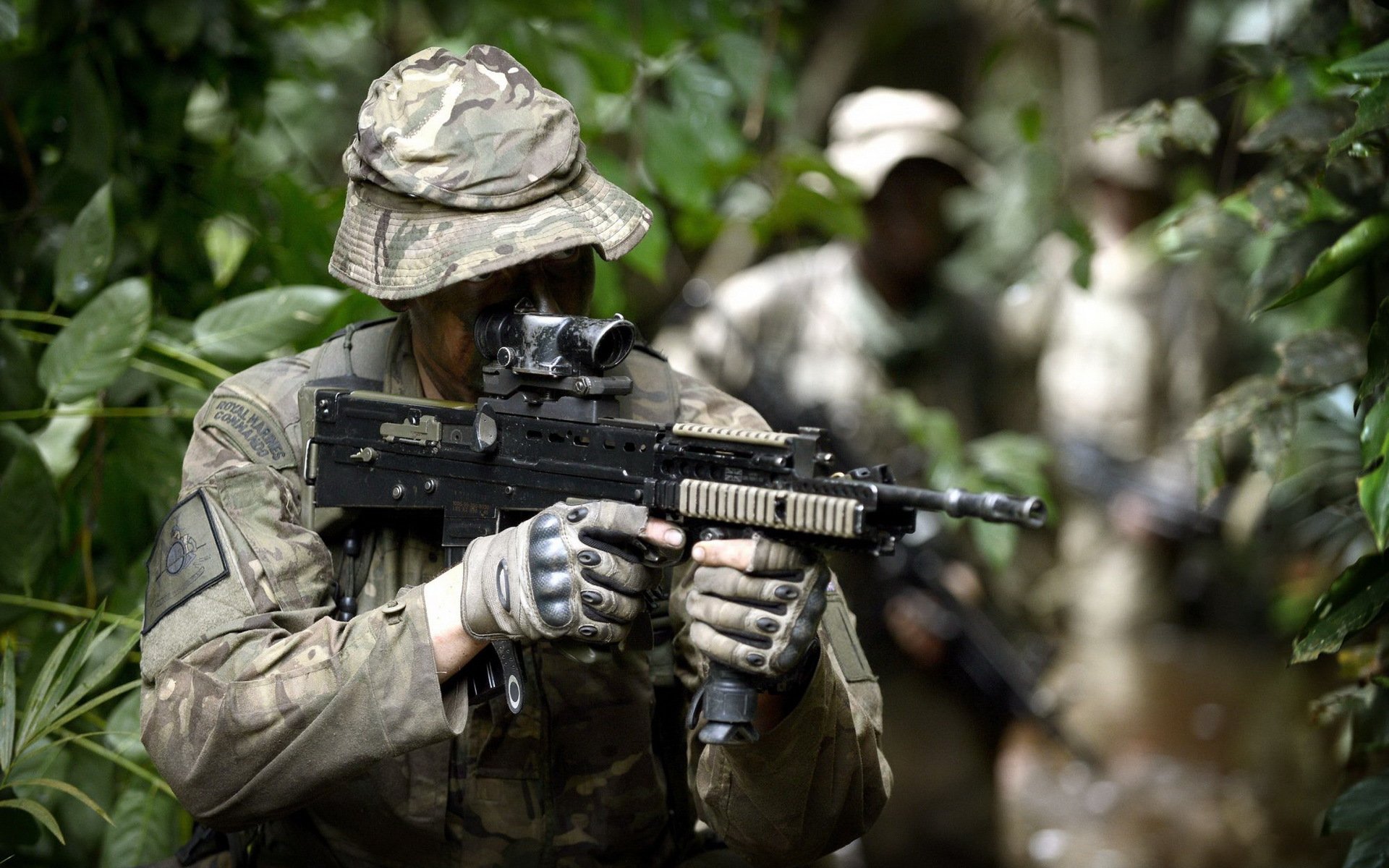 soldat armes commandos britanniques