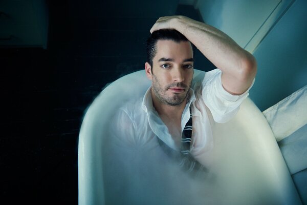 Beautiful photo of a man in a bathtub