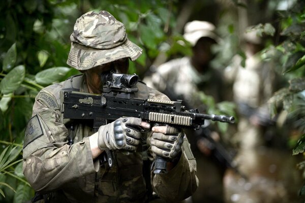 A soldier with a gun from the British commandos