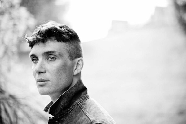 Killian Murphy photographie en noir et blanc