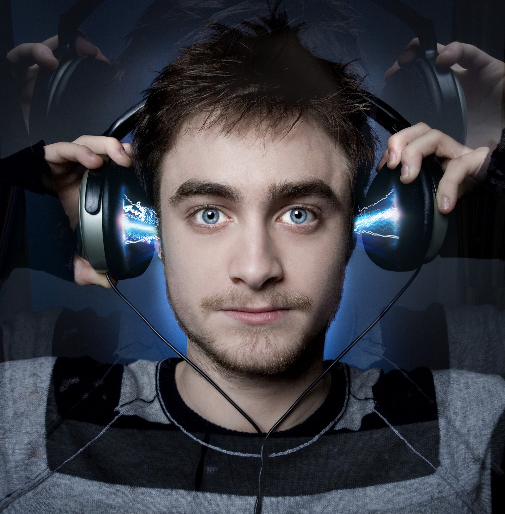 daniel radcliffe daniel radcliffe harry potter auriculares ojos cerdas