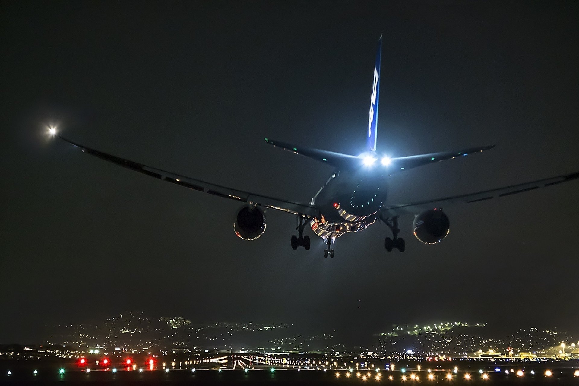 boeing the plane the city airport runway