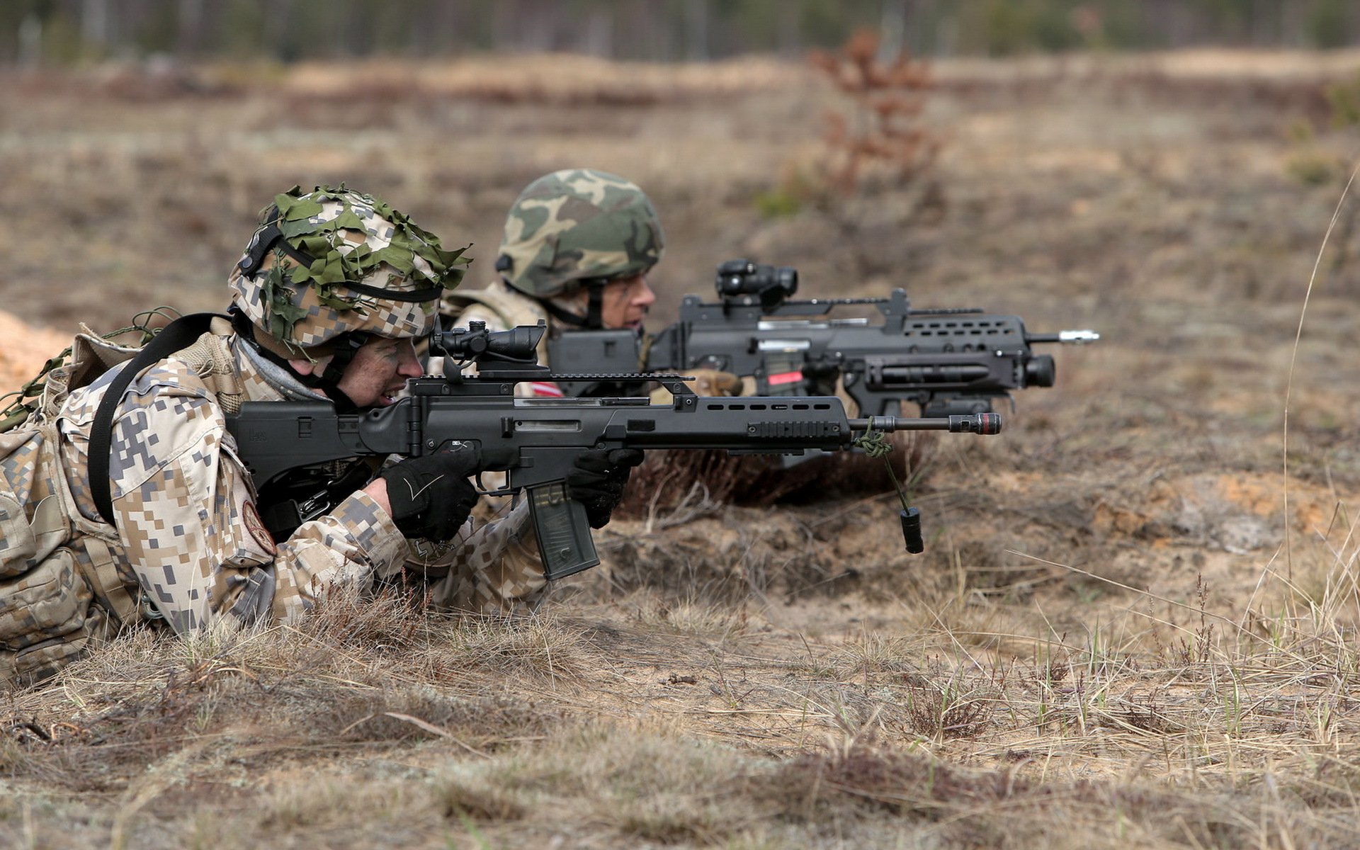 men weapon latvian army