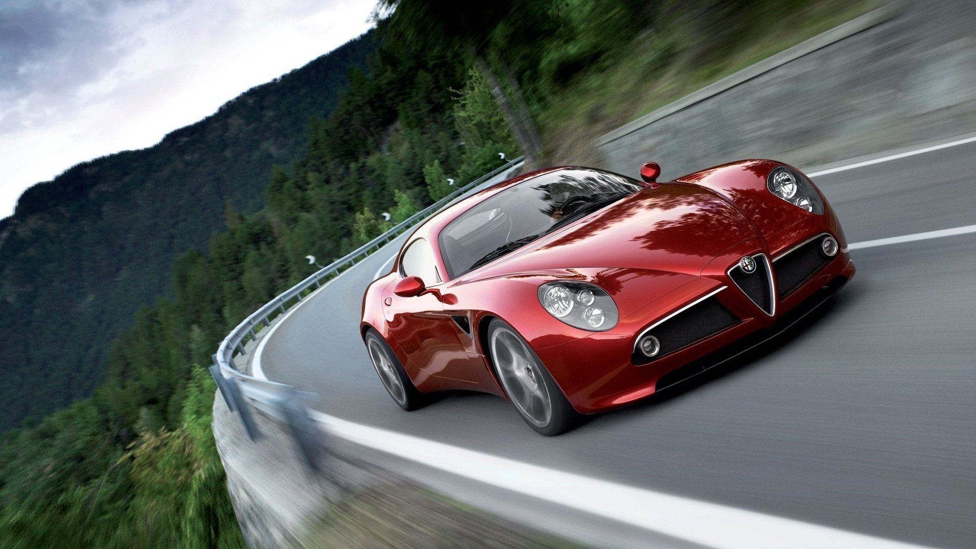 alfa romeo rojo carretera montaña velocidad