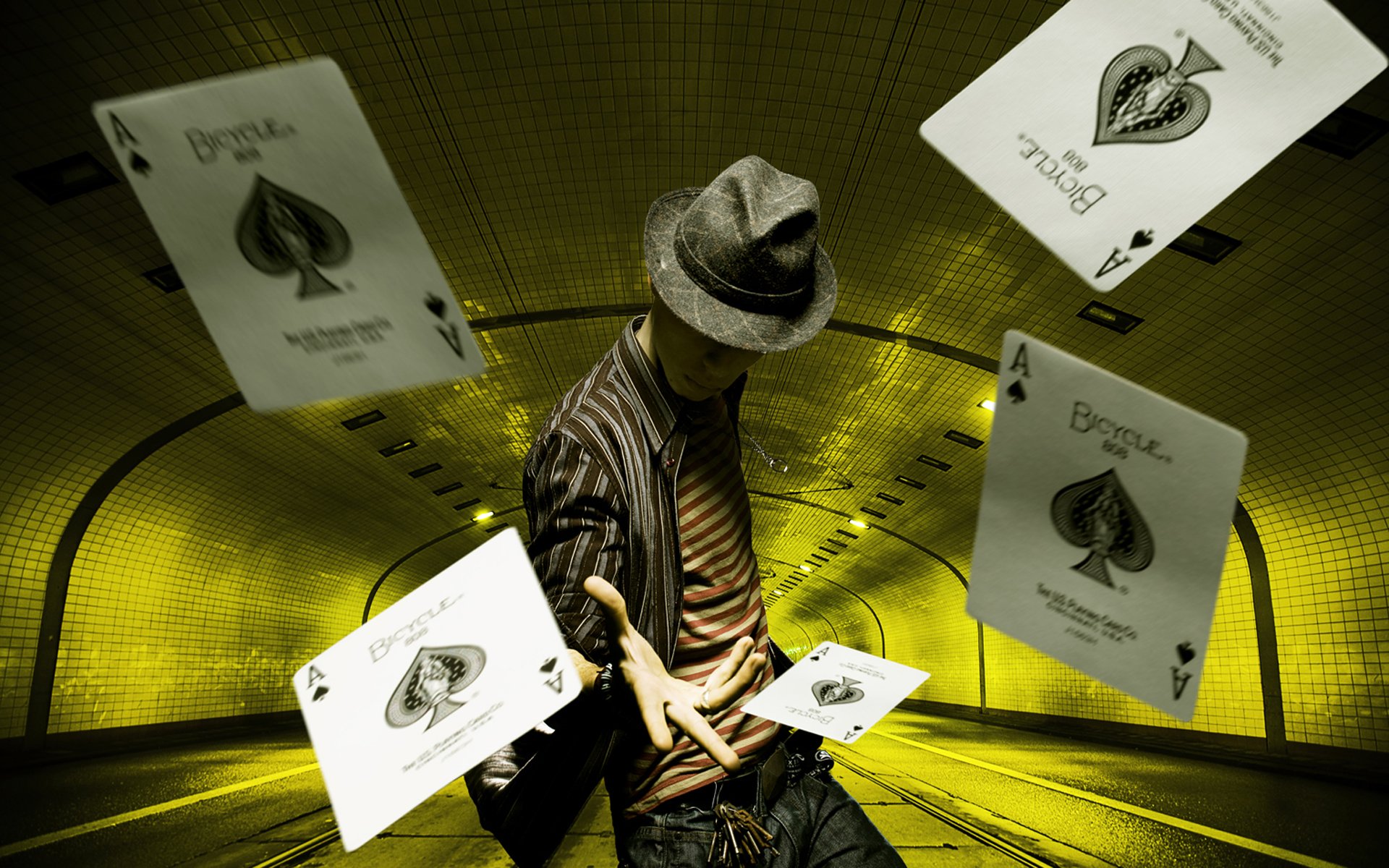 men illusionist hat ace of spade