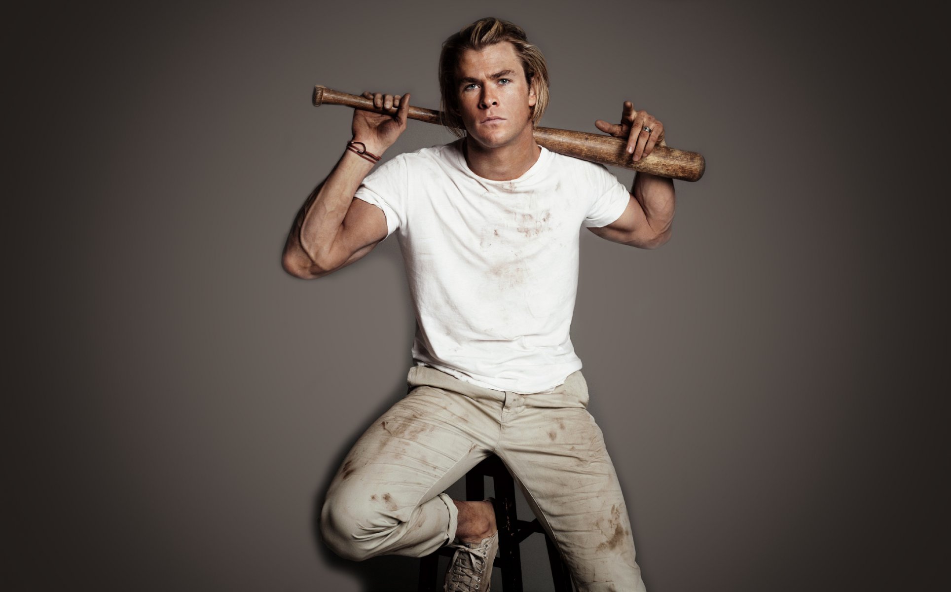 chris hemsworth sesja zdjęciowa magazyn gq fotograf paola kudacki