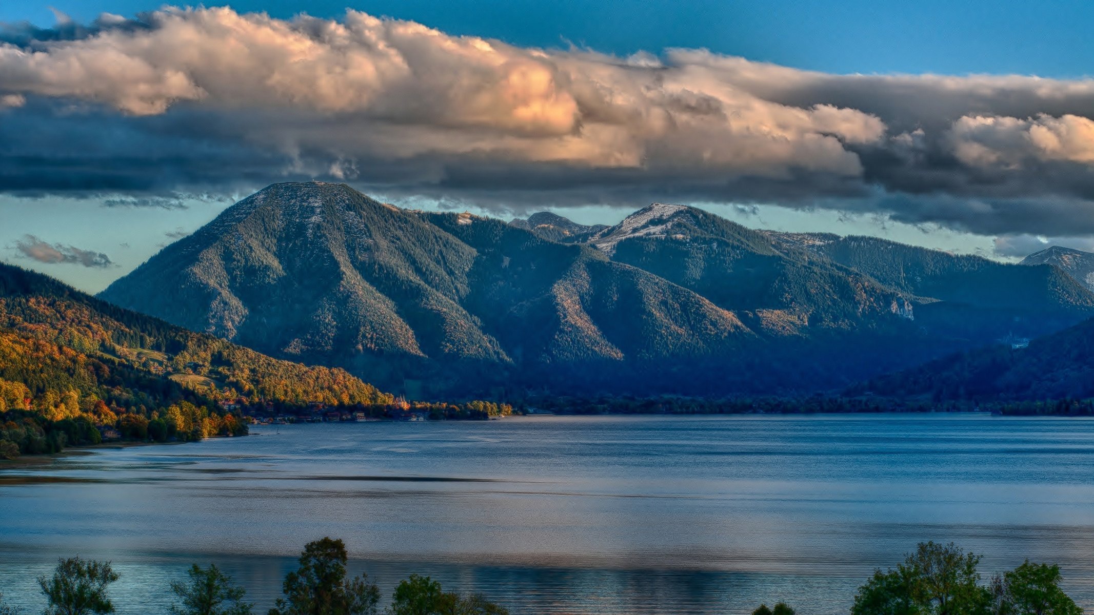 mountain lake clouds forest morning