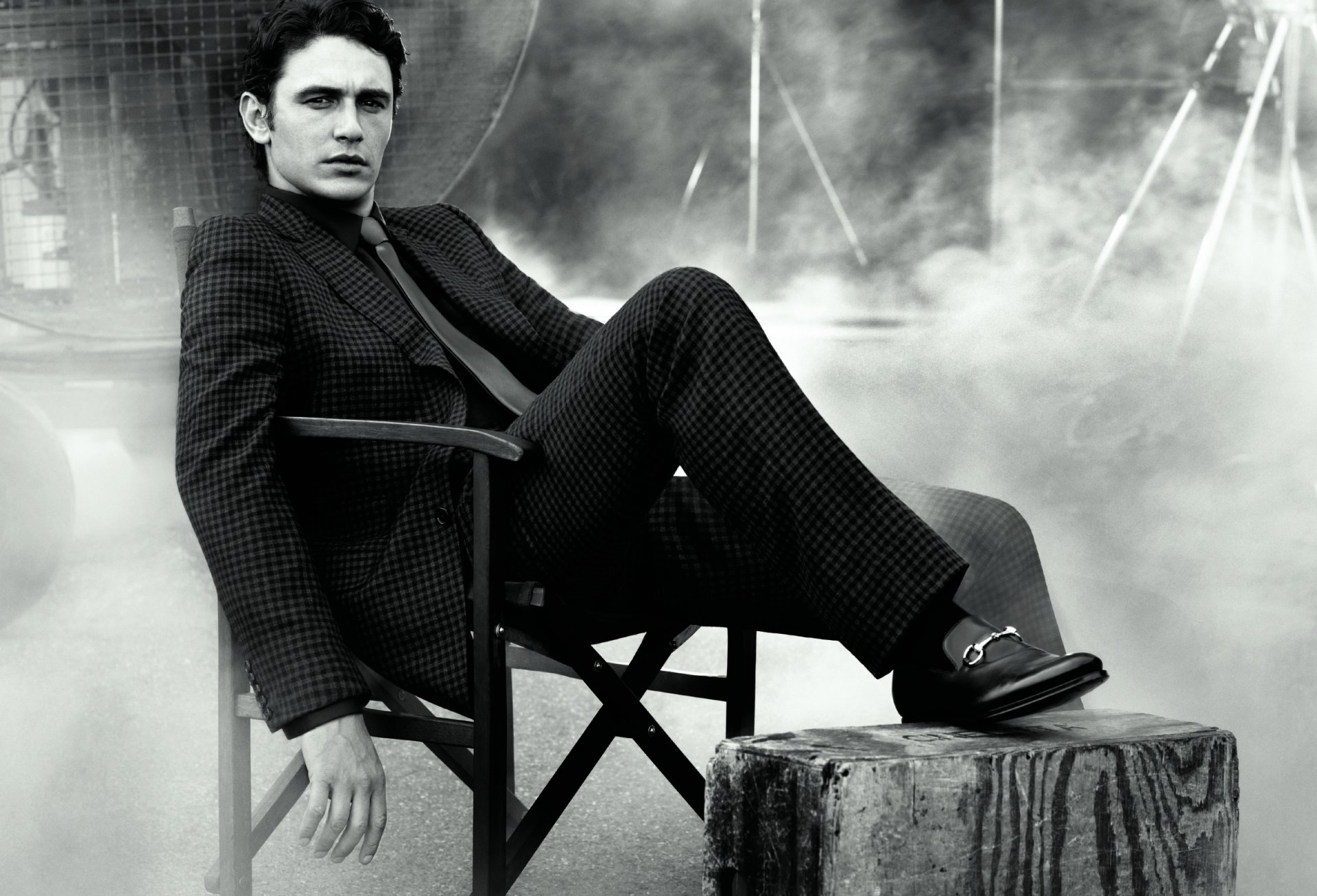 james franco hombre actor traje corbata humo