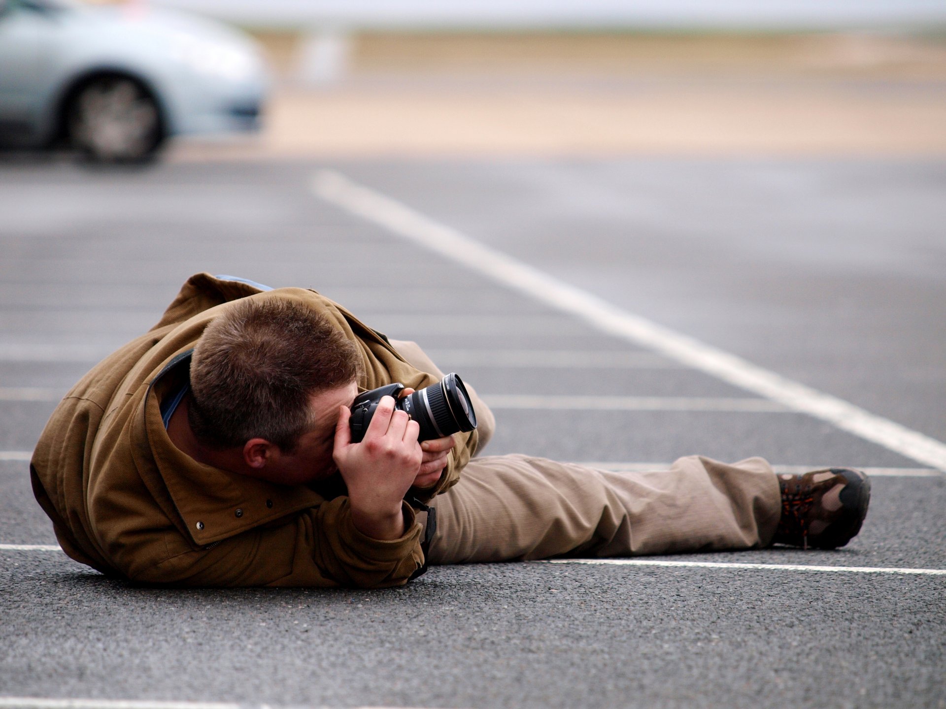 men photos a camera angle background blur