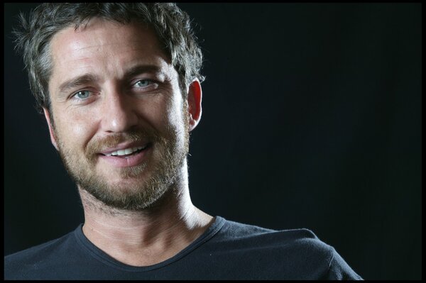 El amable y abierto actor Gerard Butler