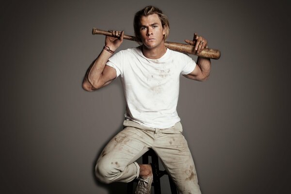 Chris Hemsworth en otra película prepararse para esta sesión de fotos periódico escribió