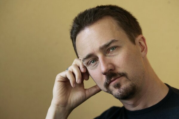 Thoughtful actor Edward norton