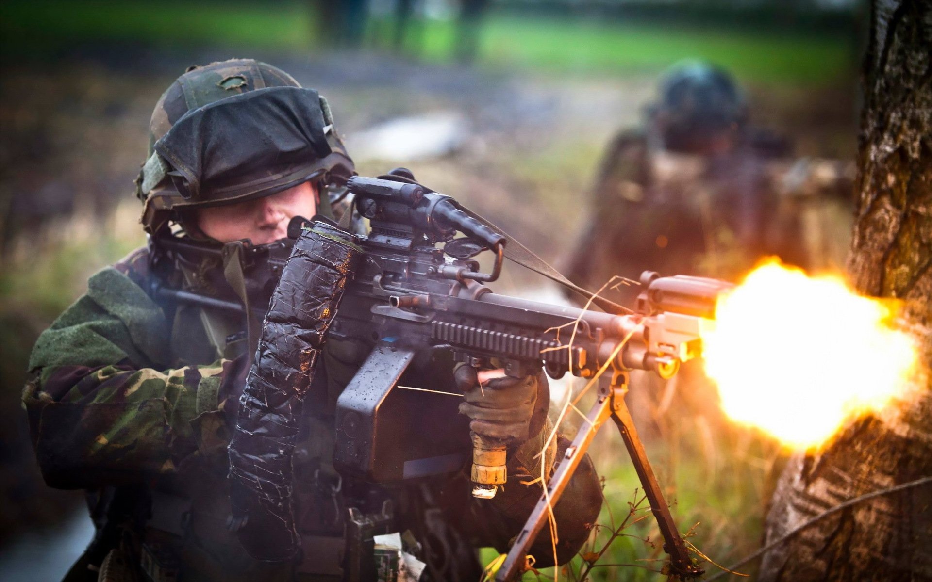 armée royale néerlandaise soldat armes