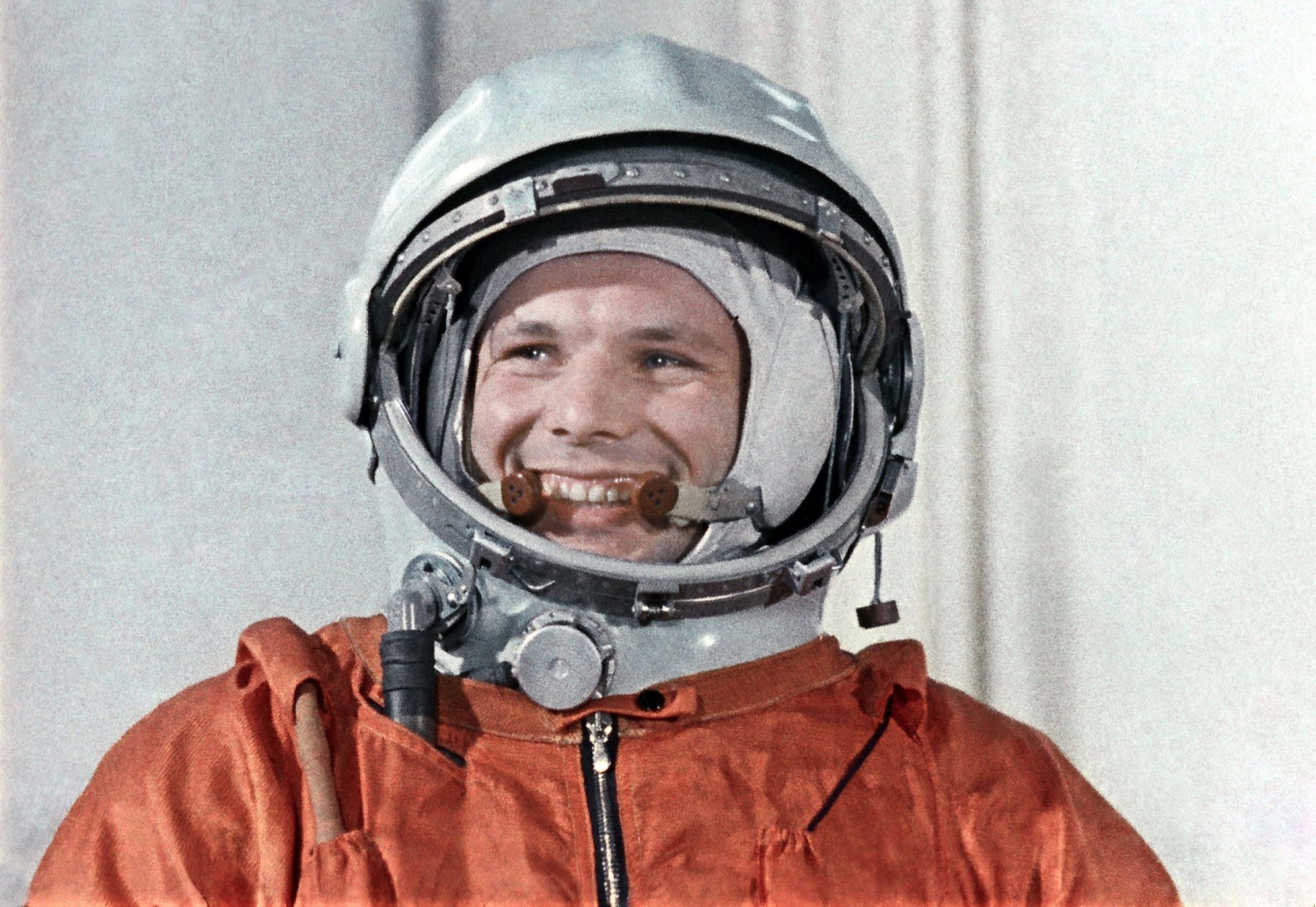 yuri gagarin cosmonaut legend hero smile suit