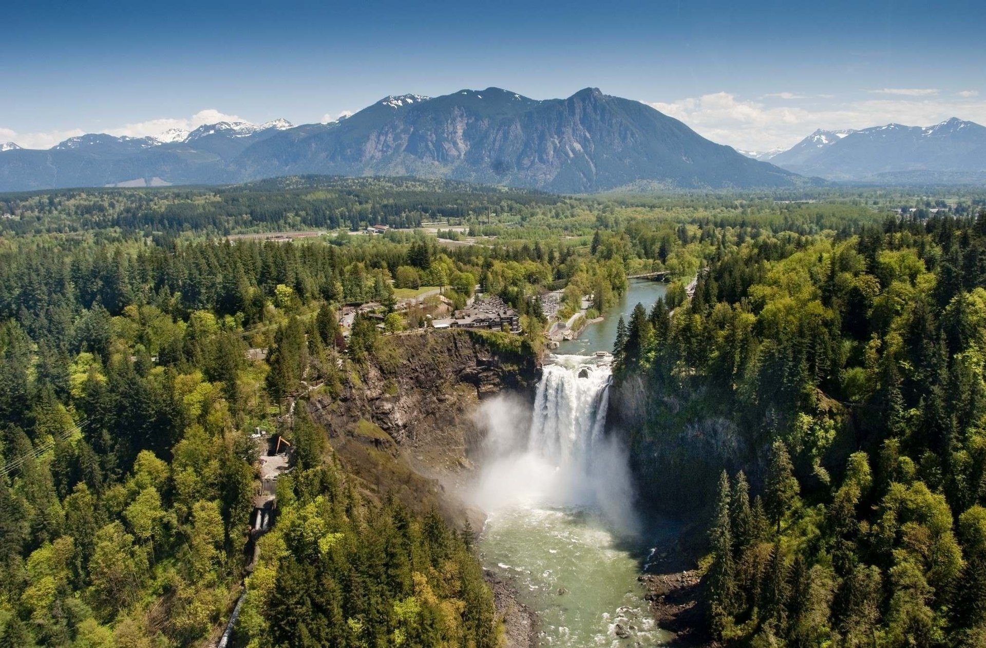 naturaleza montañas cascada bosque