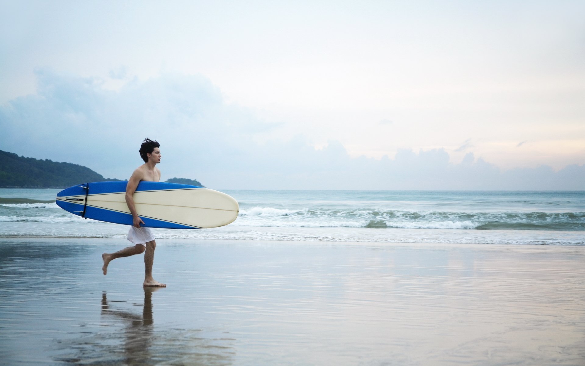 ocio tablero hombre novio playa arena orilla