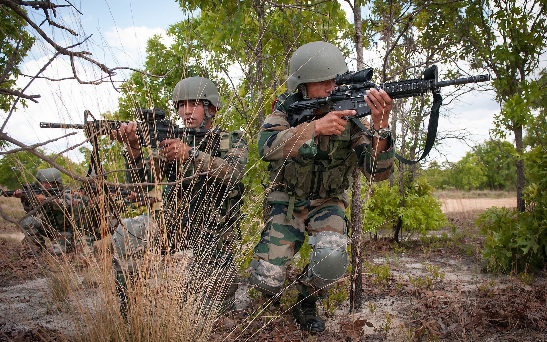 armée indienne soldats armes