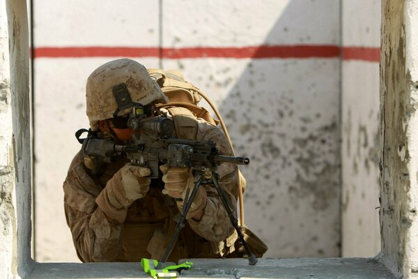 Marines in postazione di combattimento