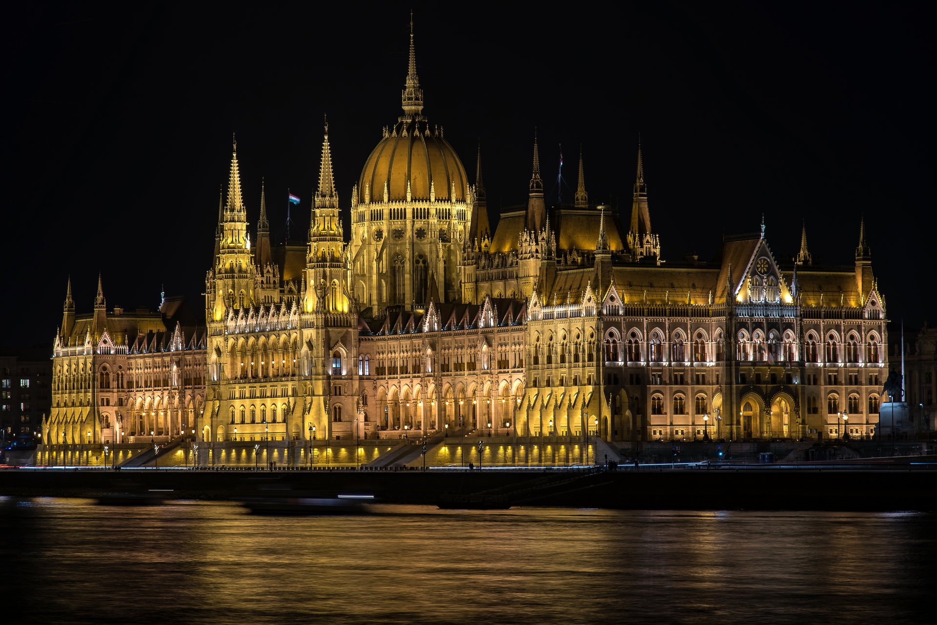 ungarn hungarian parliament budapest häuser fluss nacht stadt