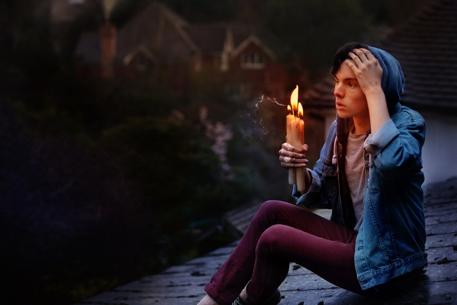 guy candles roof background