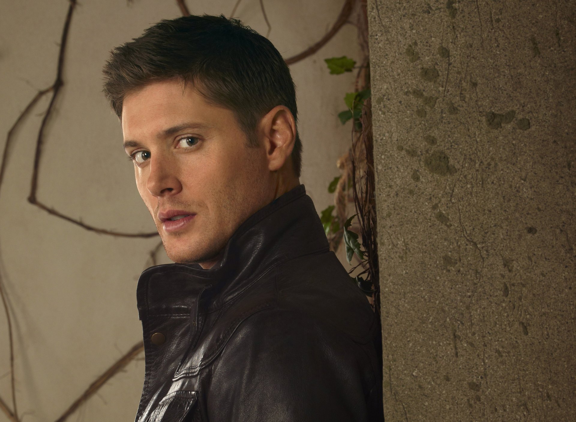 jensen jensen ackles surnaturel acteur mâle série tv dean winchester mur veste