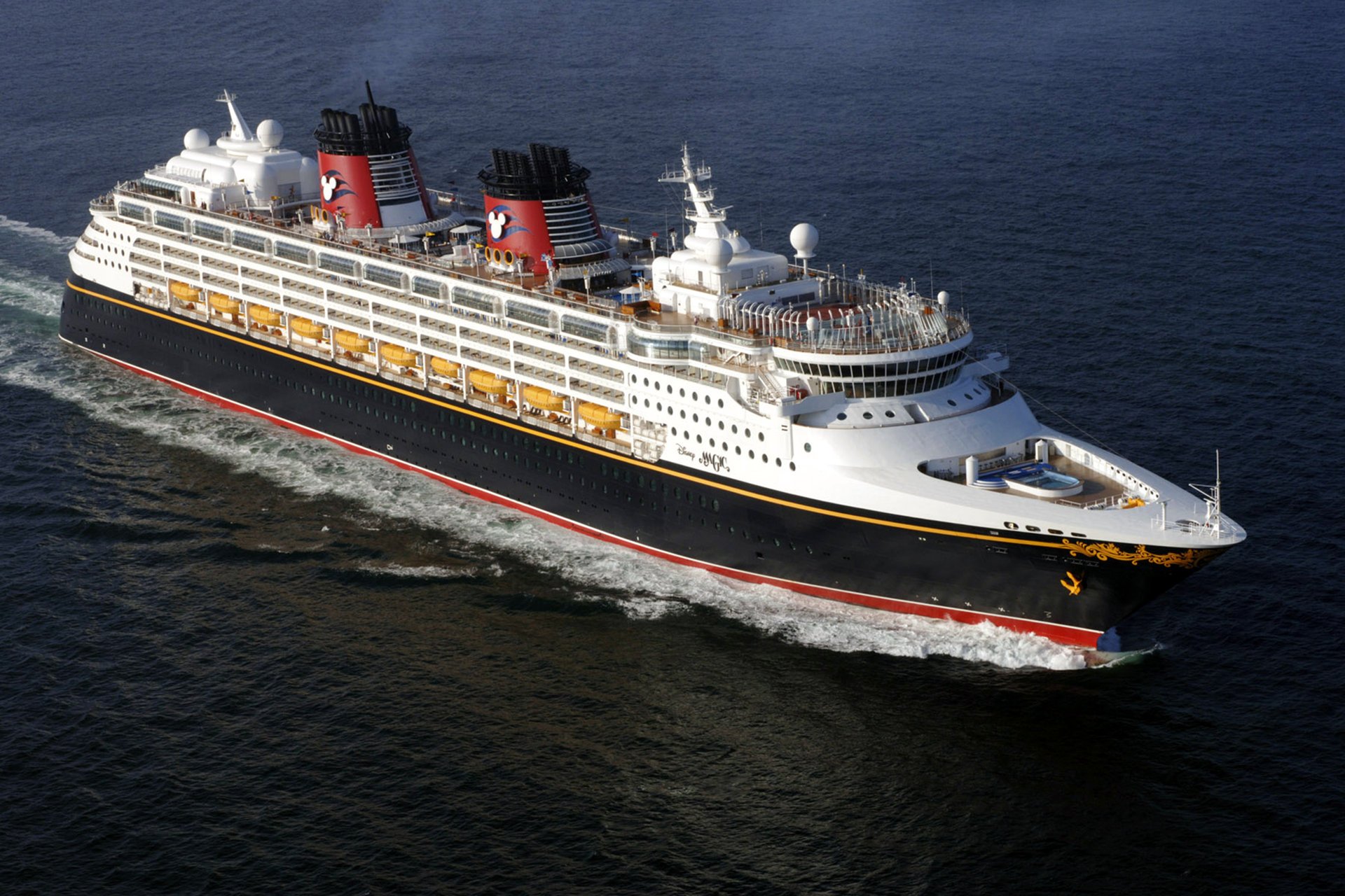 cruise liner disney magic liner ship sea beautiful