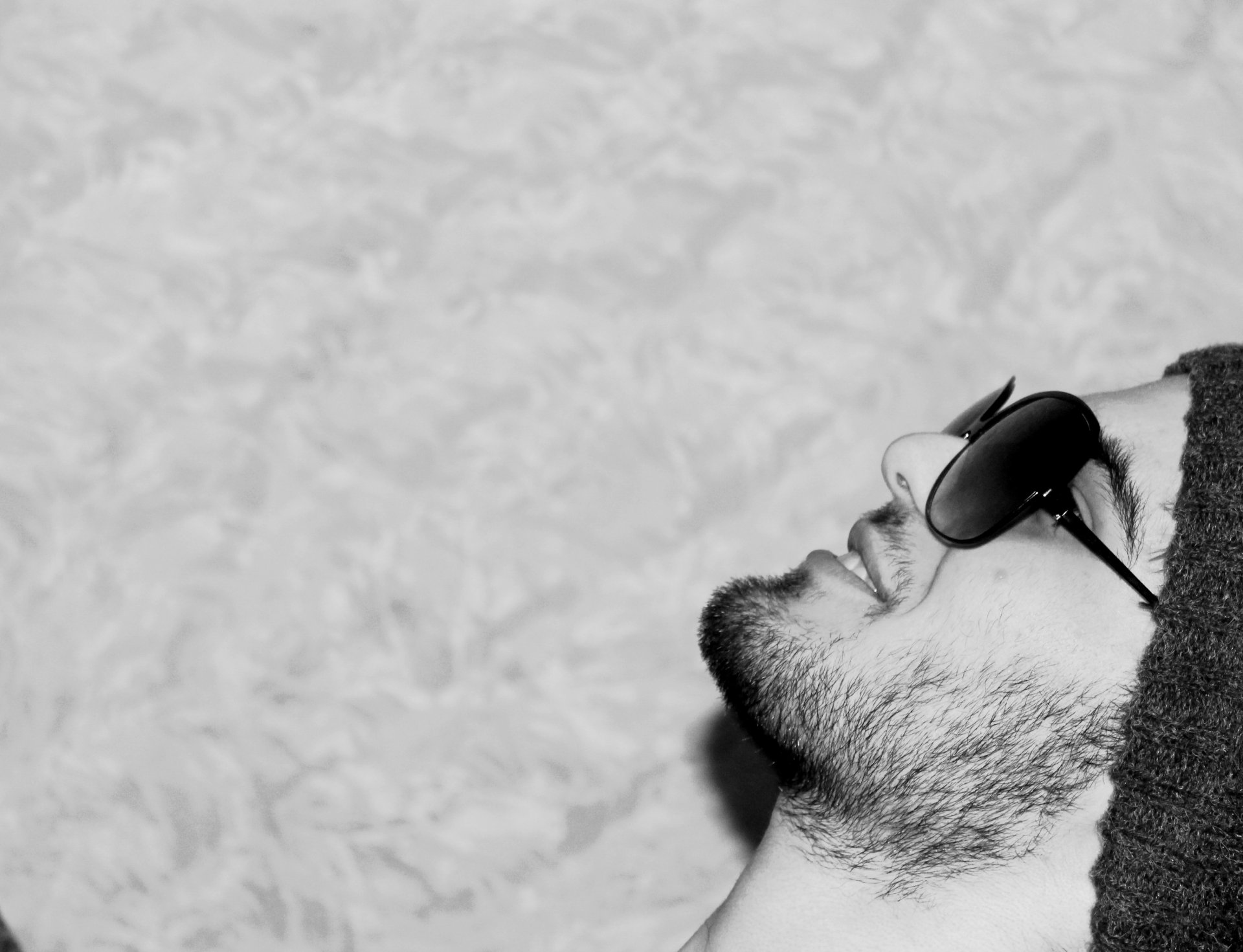 pretty boy beard sunglasses good smile