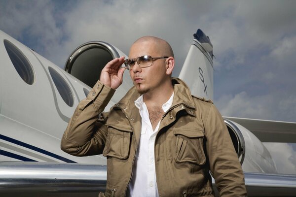 Famoso cantante musicista Pitbull