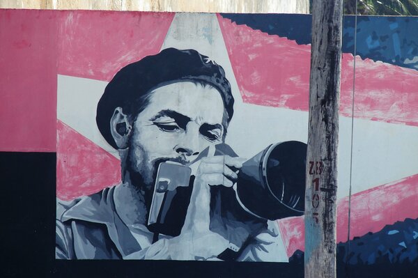 Che Guevara s drawing on the wall