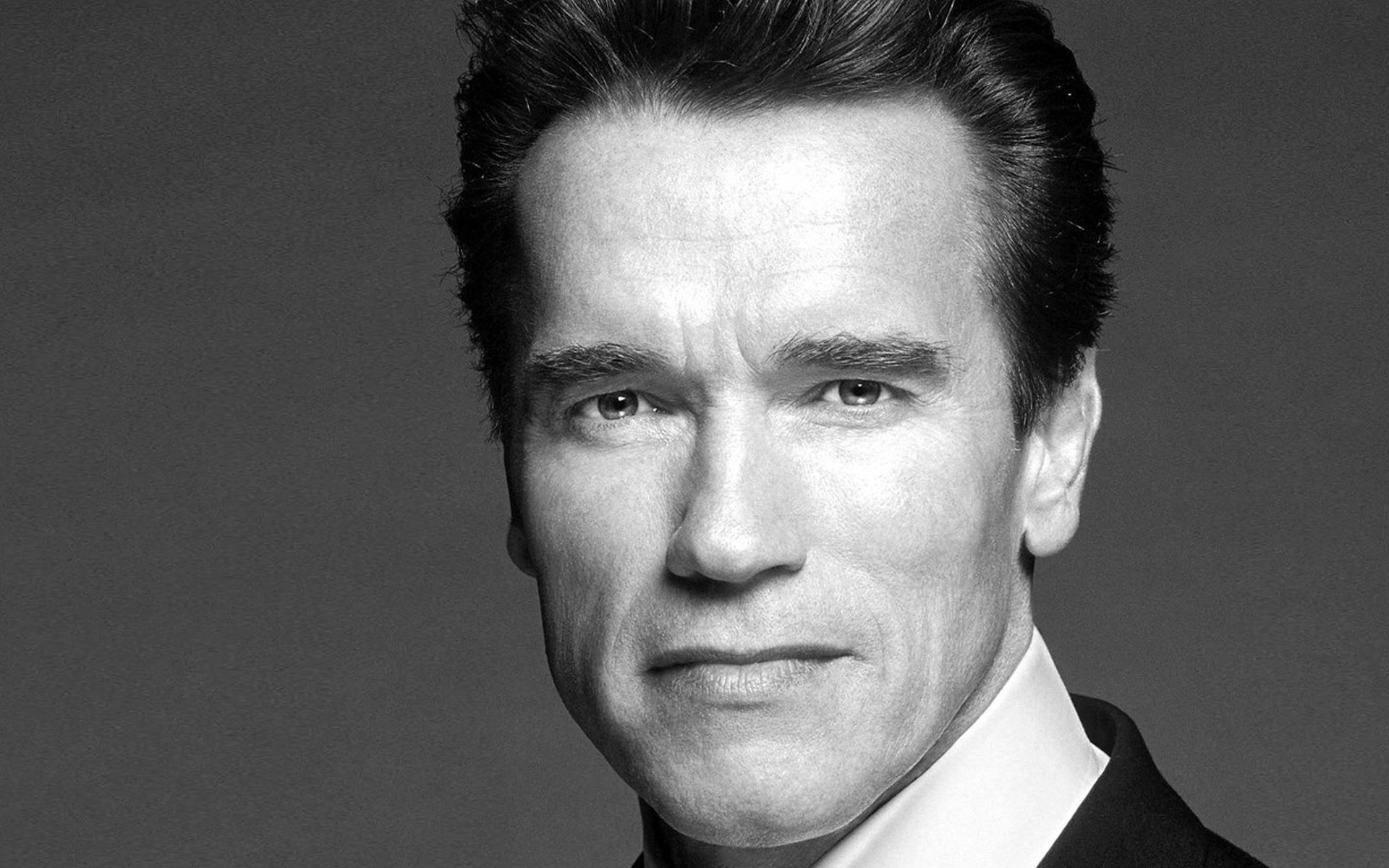 arnold schwarzenegger gouverneur schwarz und weiß