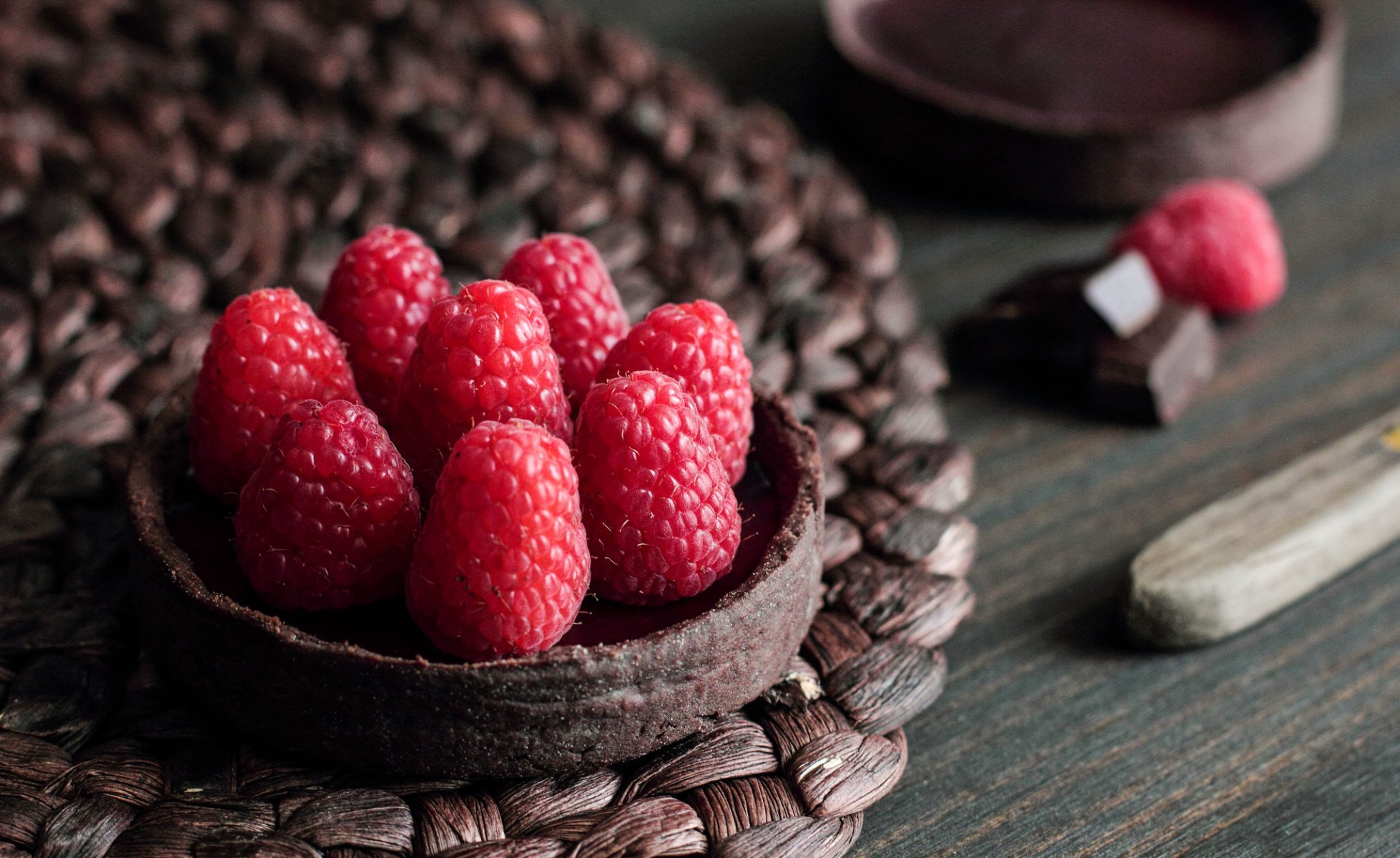 tarte aux framboises au chocolat brownie framboises baies