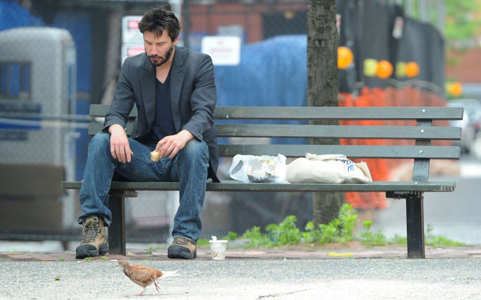 keanu reeves banc tristesse bottes