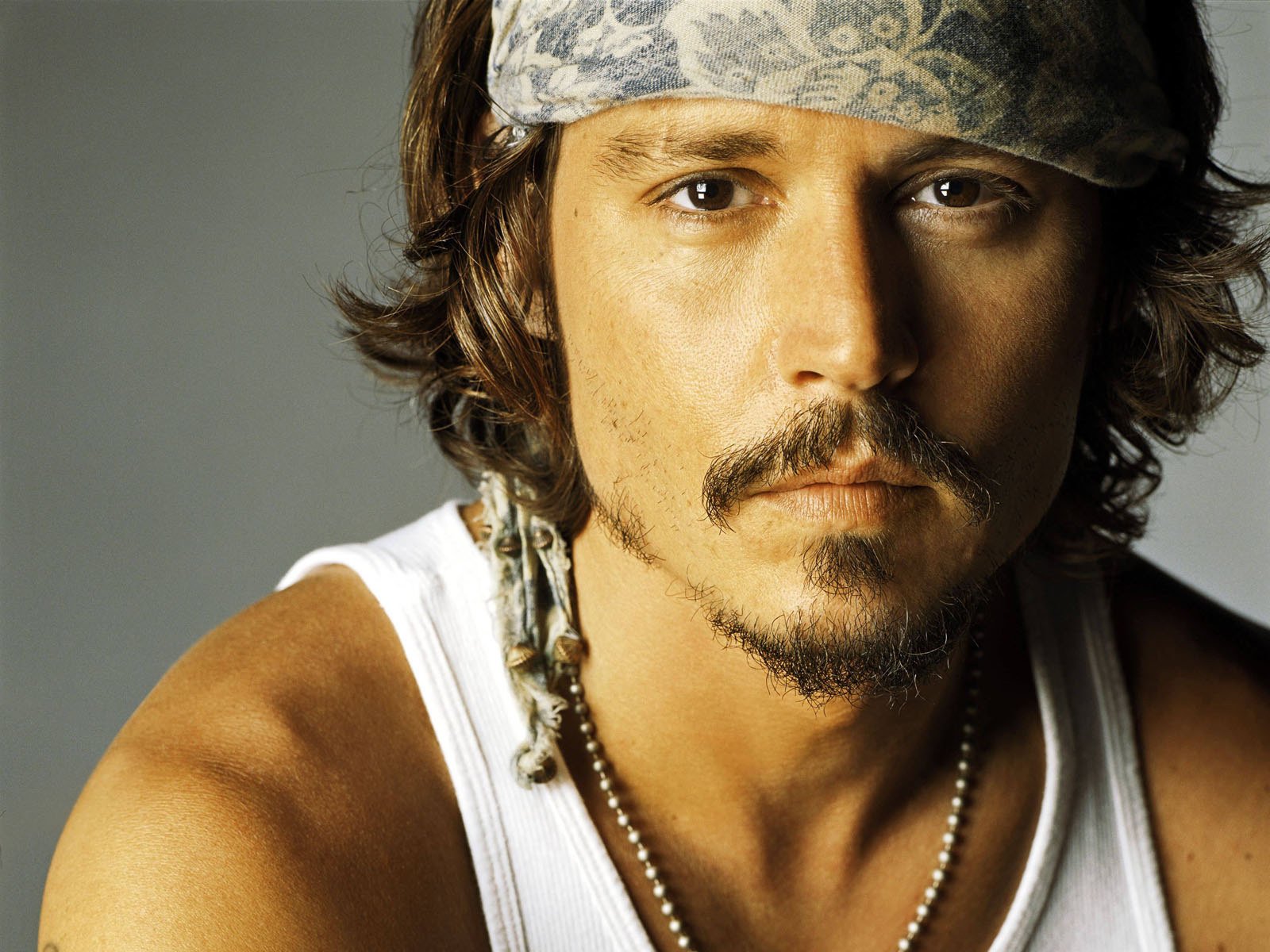 johnny depp acteur bandana