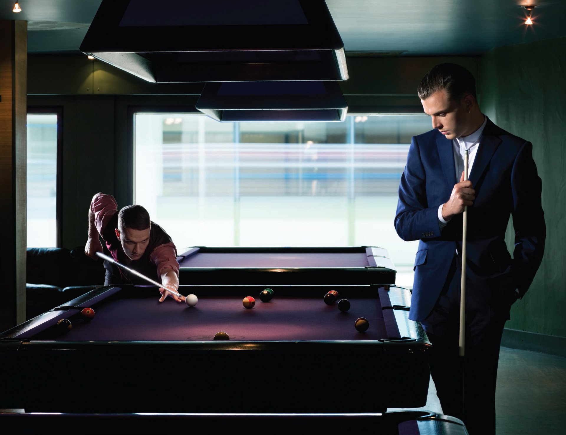 hurts hommes groupe musique billard