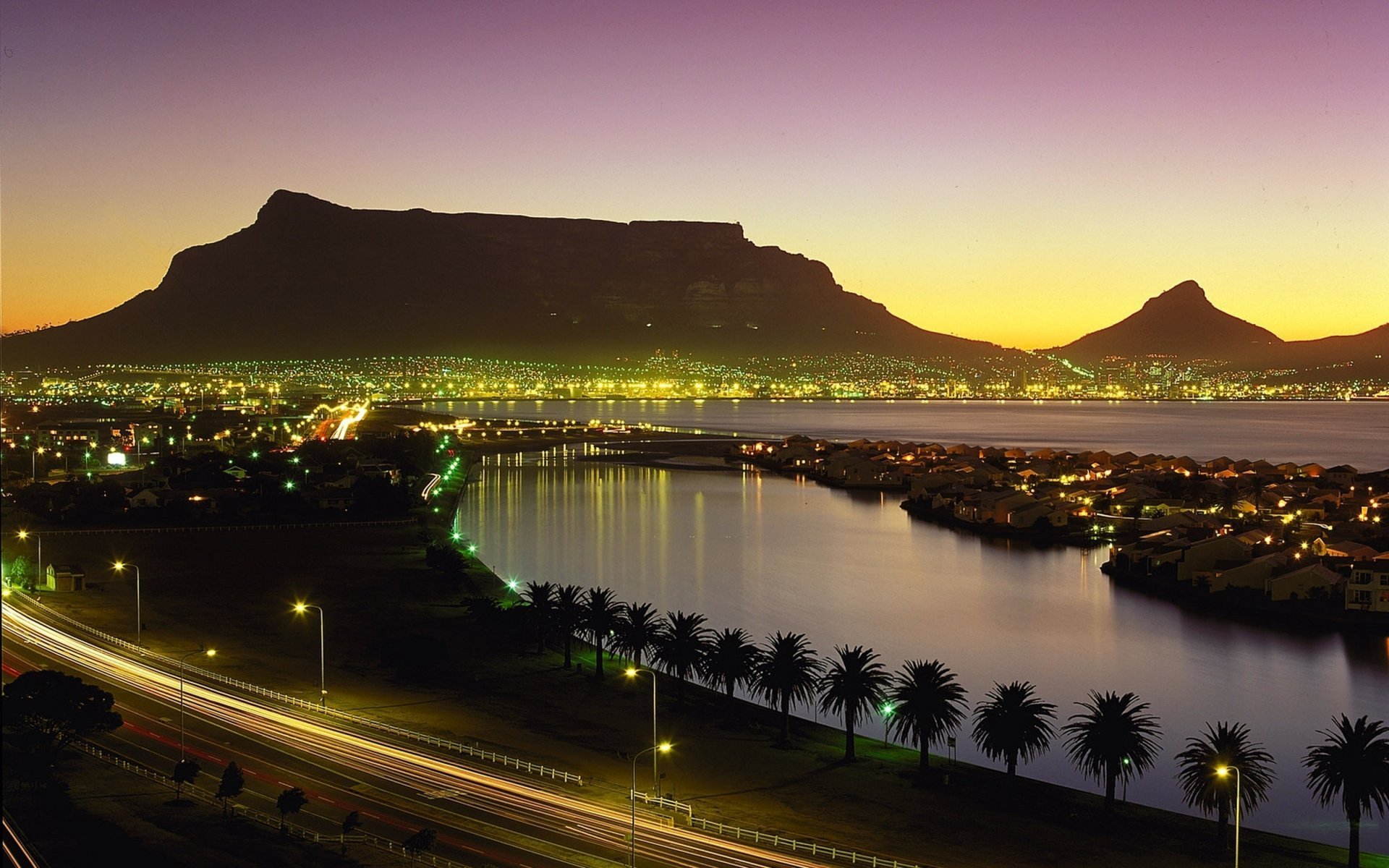 città del capo sud africa notte luci palme costa bello