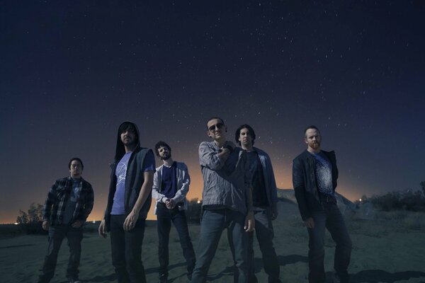 Groupe Linkin Park au crépuscule