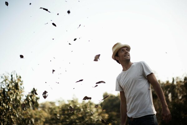 Jason Mraz, singer and listopad