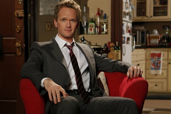 L acteur Patrick Harris dans le fauteuil rouge