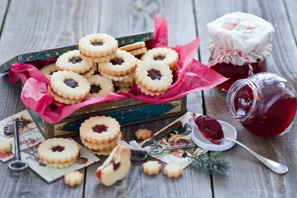 Cookies with jam in a beautiful box