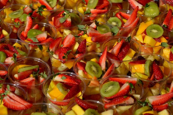 Ensalada de frutas en crema