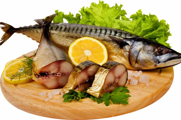 Smoked mackerel with lemon and parsley