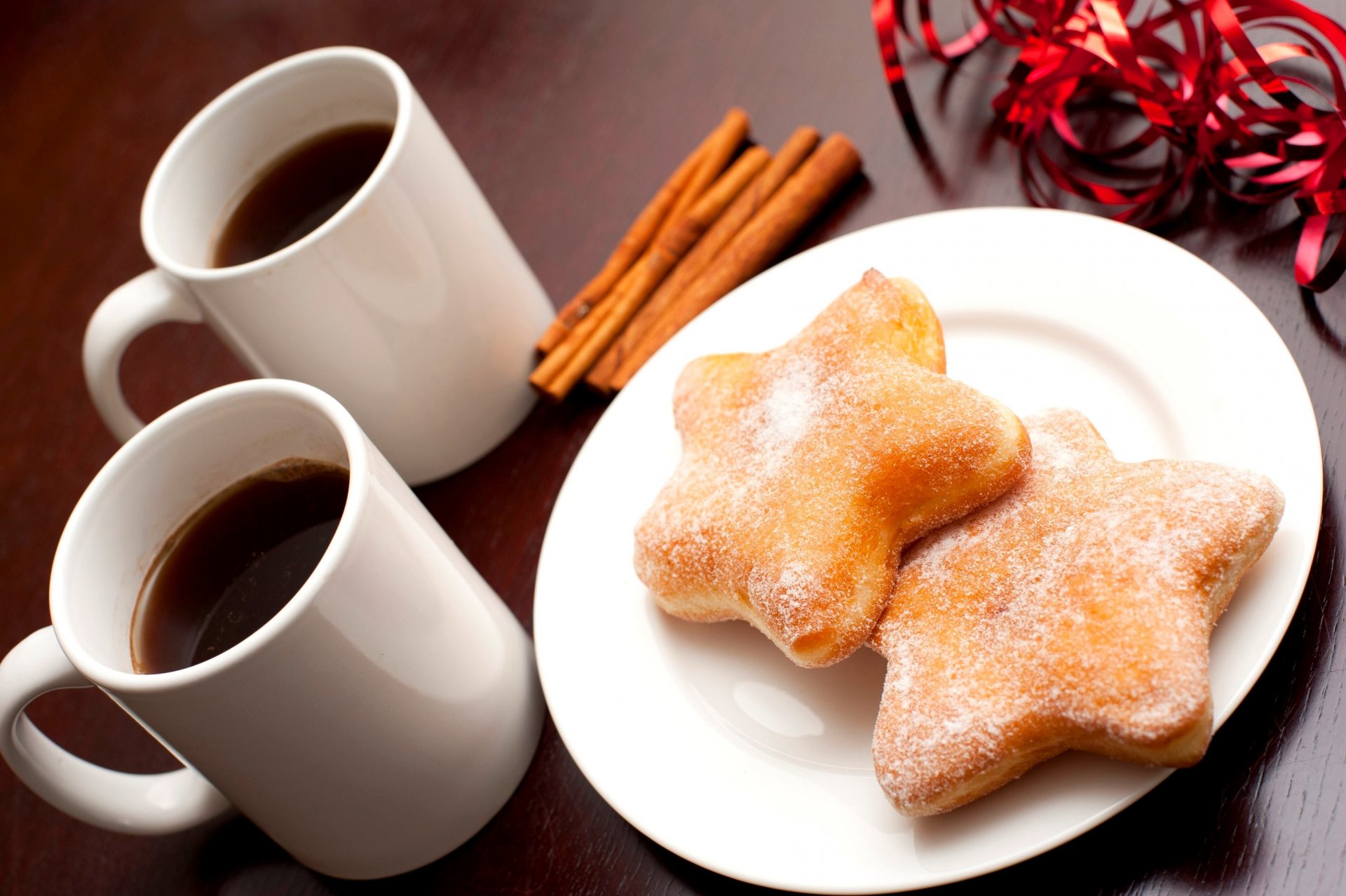 caffè tazze biscotti cottura stelle cannella bacchette stoviglie dessert cibo inverno