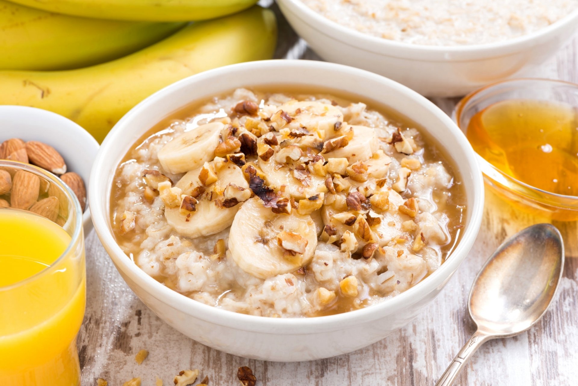 oatmeal porridge bananas honey nut