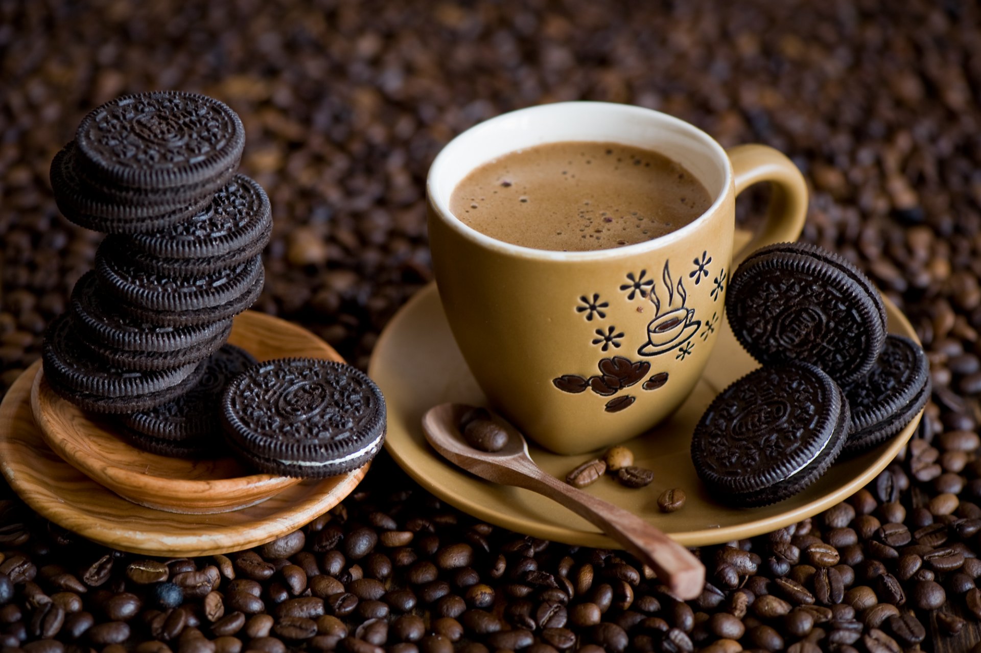 café tasse soucoupe cuillère biscuits chocolat céréales dessert